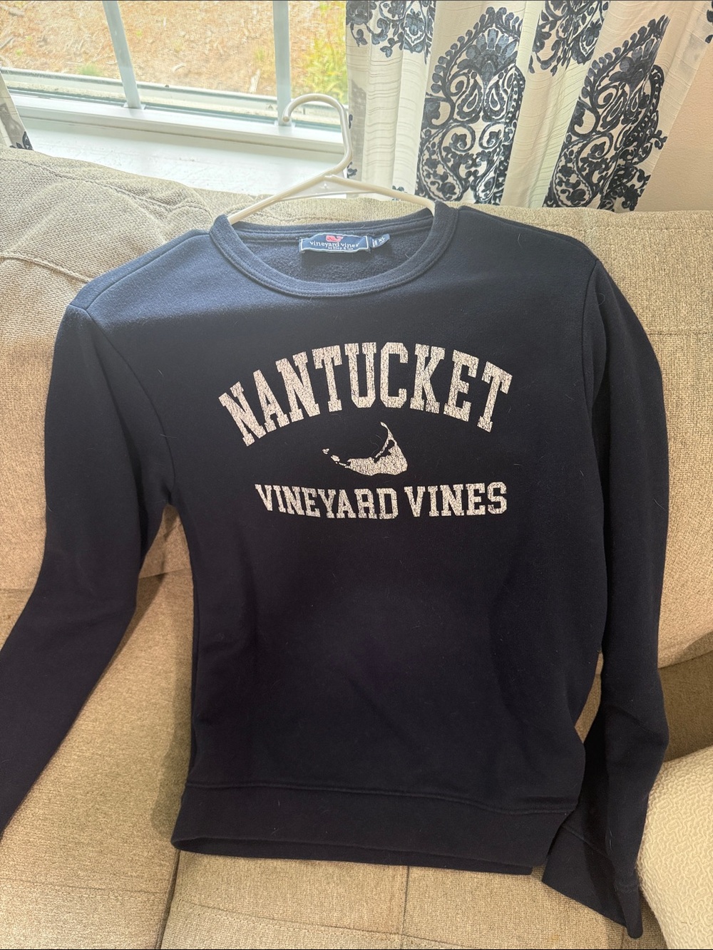 Vineyard Vines Navy Nantucket Graphic Crewneck
